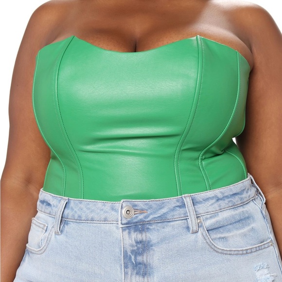 Plus size corset  Size 2X - Picture 7 of 7